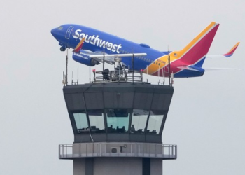Retiring Southwest Airlines Pilot Takes His Last Flight With Honor From Someone Special – RedState