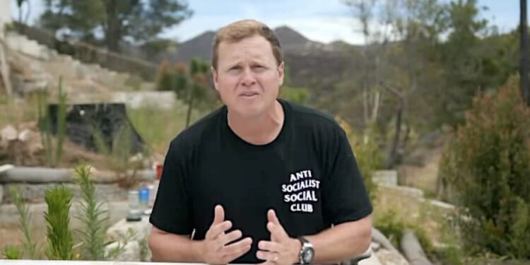‘Raise a finger and say, F*** you, communists!’ Spencer Pratt goes nuclear on Zohran Mamdani and anyone dumping on America