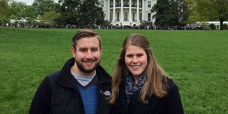 Hundreds of documents on Seth Rich murder found in FBI hidden room, mixed with burn bags ‘designated for destruction’ * WorldNetDaily * by Joe Kovacs