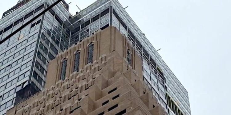 Experts warn at least some demolition needed at scene of sagging skyscraper * WorldNetDaily * by Bob Unruh