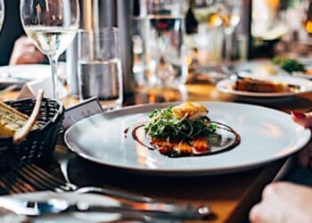 Support explodes for restaurant owner fining parents for naughty children * WorldNetDaily * by WND Staff