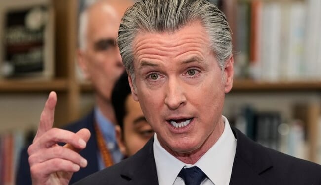Gavin Newsom Throws a Tantrum at Joe Rogan Over JD Vance Interview – RedState