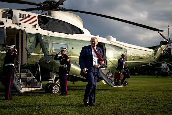 President Donald J. Trump disembarks Marine One on the Ellipse in Washington, D.C. on Wednesday, July 22, 2026, and departs for the White House. (Official White House photo by Patrick B. Ruddy)