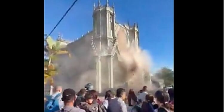 ‘Horrifying footage!’ Videos catch devastating 7.4 earthquake in progress * WorldNetDaily * by WND Staff