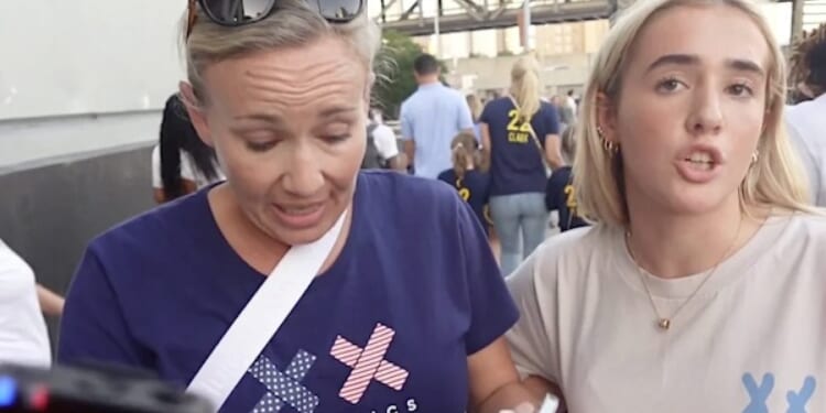 ‘Biology and science is offensive?’ Watch WNBA fans get ordered to conceal their XX-XY T-shirts * WorldNetDaily * by Bob Unruh