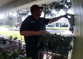 Watch congressman caught on camera ‘rifling’ through resident’s mailbox * WorldNetDaily * by Joe Kovacs