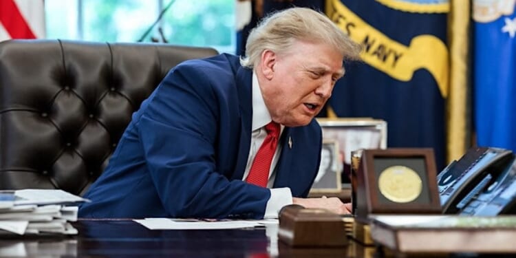 Trump launches ‘MOST CRUSHING ECONOMIC OPERATION EVER TAKEN AGAINST ANY COUNTRY!’ * WorldNetDaily * by Joe Kovacs