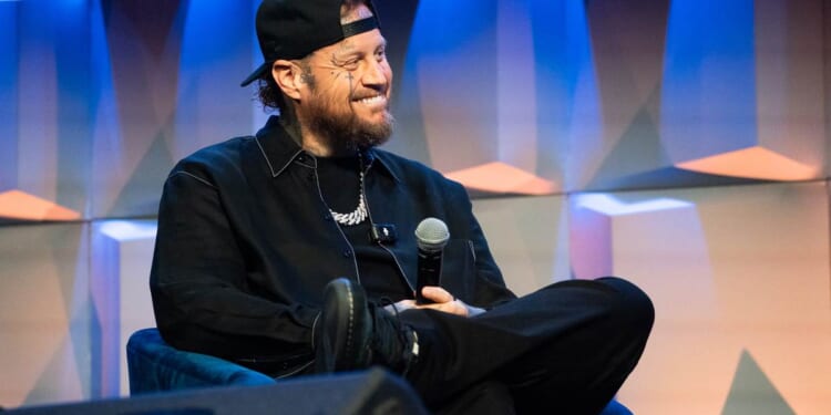 Jelly Roll Dares Trump Fans to Stop Listening After Playing Court Jester for Jimmy Kimmel – RedState