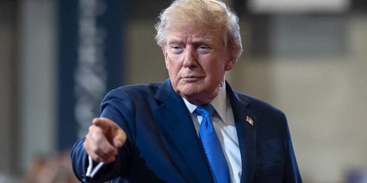 Trump reporting NBC’s Kristen Welker to FCC for ‘punishment’ over very serious threat to U.S. * WorldNetDaily * by Joe Kovacs