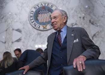 Chuck Grassley’s Famous Vacuum, Beth, Dies After 49 Years – RedState