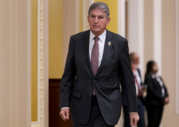 Joe Manchin Blasts Democratic Socialist Demands As 'Crazy Stuff' – RedState