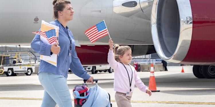 Let’s stop letting in ungrateful immigrants * WorldNetDaily * by Victor Davis Hanson