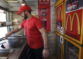 Teen Fast-Food Worker Pays for a Customer's Meal, Gets Well-Deserved Reward – RedState