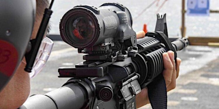 U.N. tells merchant ships NOT to arm against pirates despite 90 sailors held hostage * WorldNetDaily * by Harold Hutchison, Daily Caller News Foundation