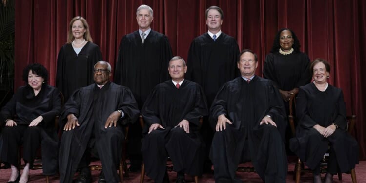 Radical Dems Defeat SCOTUS Court-Packing Amendment 212-206 — Only One Broke From the Pack – RedState