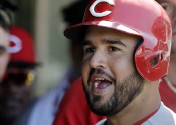 Cincinnati Reds' Eugenio Suárez Becomes an American