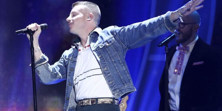 Macklemore Hijacks Ed Sheeran Concert for One-Sided Political Rant. – RedState