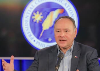 China Slips Propaganda Note to Philippines Defense Chief; He Reads It Aloud and Scorches Beijing – RedState