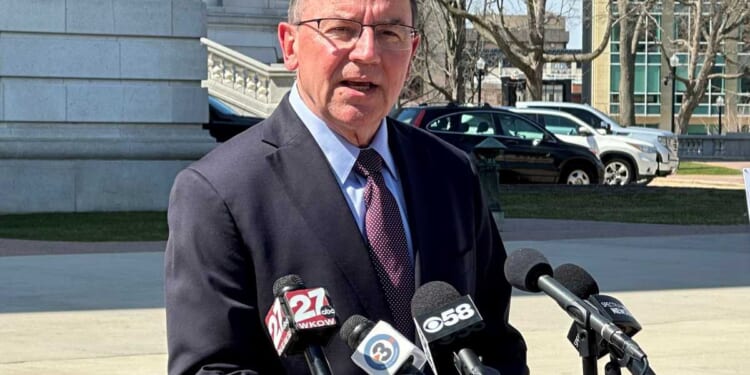 Rep. Tom Tiffany Escapes Sinking Plane After Emergency Landing in Wisconsin Lake – RedState