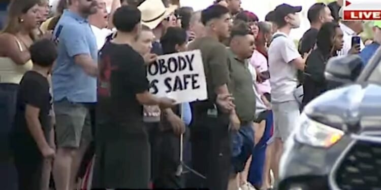 Protesters storm law enforcement after ICE agent shoots man during confrontation in Austin, Texas * WorldNetDaily * by Cristina Laila, The Gateway Pundit