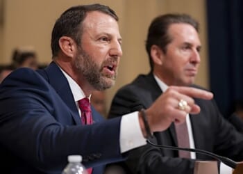 Agents told to stop arresting ‘non-criminal’ illegal aliens, DHS insists no policy change * WorldNetDaily * by Jim Hoft, The Gateway Pundit