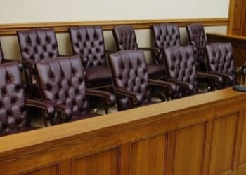 Are women cut out for serving on juries? * WorldNetDaily * by Laura Hollis