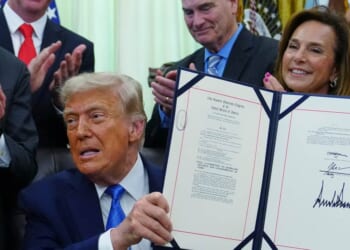 ICE Plans 5,000 New Hires to Keep Trump’s Deportation Drive Rolling – RedState