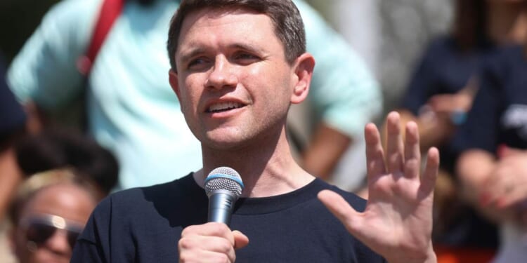 Talarico Posts About 'Republican Leaders' Who Are Supporting Him