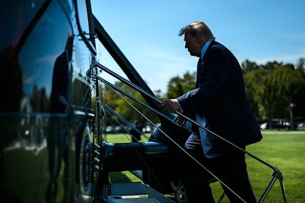 President Donald J. Trump boards Marine One on the Ellipse en route to Joint Base Andrews, Maryland, Wednesday, Sept. 9, 2026. (Official White House photo by Molly Riley)