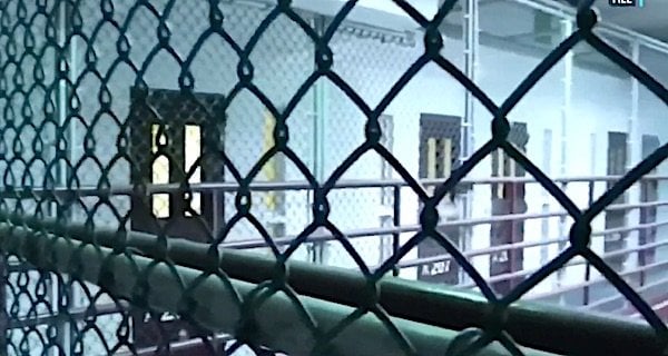 Guantanamo Bay prison camp (Video screenshot)