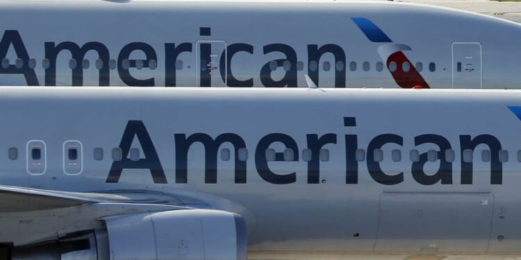 Airline Passenger's Gross Seatmate Story Is Really Stirring Up a Response – RedState