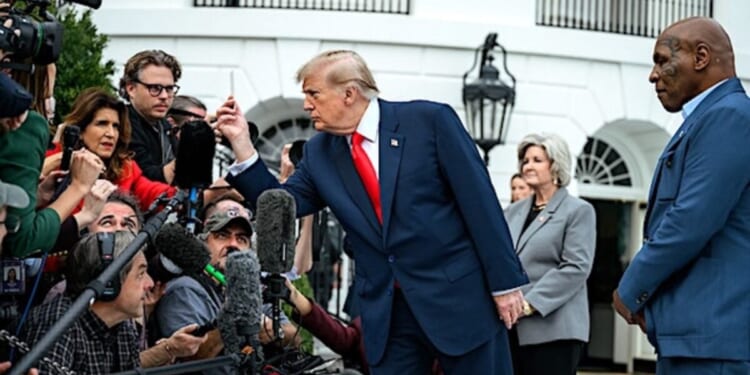 Trump slams New York Times for manipulating ‘beautiful’ image * WorldNetDaily * by Joe Kovacs