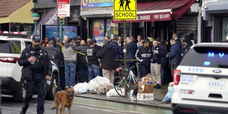 A Speeding Pickup, 700 Pounds of Drugs, and One Very Good Police Dog – RedState