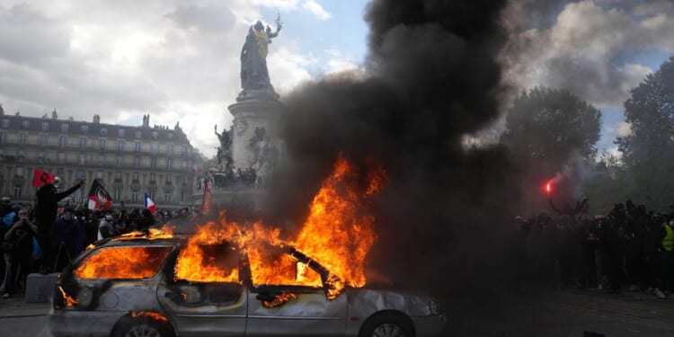 The Fake News Media Literally Has Its 'Mostly Peaceful' France Riots Moment – RedState