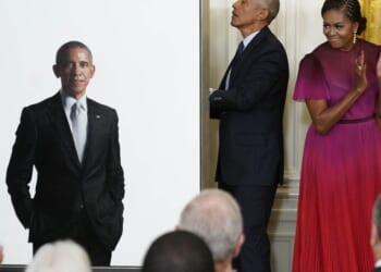 Incredible Shrinking Obama Tries to Keep Cheesecake Factory Joke Alive Because That's All He's Got – RedState