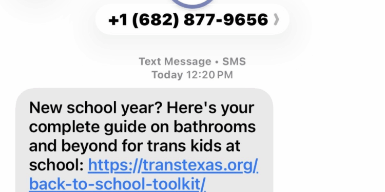 A text message from +1 (682) 877-9656 sharing a back-to-school guide for trans kids at transtexas.org/back-to-school-toolkit/.