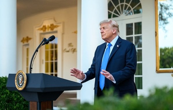 President Donald J. Trump hosts a Rose Garden Dinner, Wednesday, Sept. 2, 2026. (Official White House photo by Molly Riley)