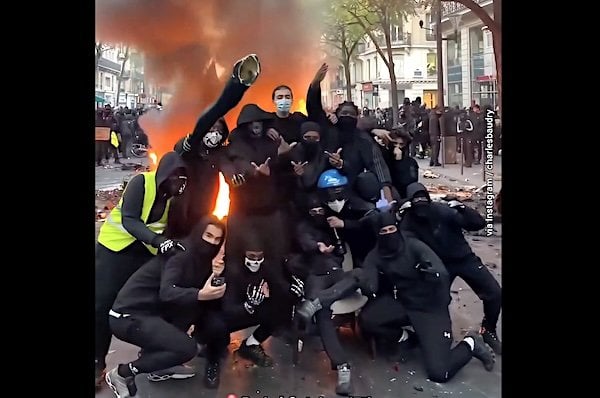 Violence erupts in Paris, France on Saturday, Oct. 17, 2026 (Video screenshot)